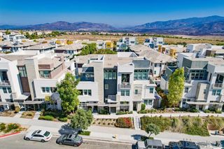 2092 Tango Loop 2, Chula Vista, CA 91915