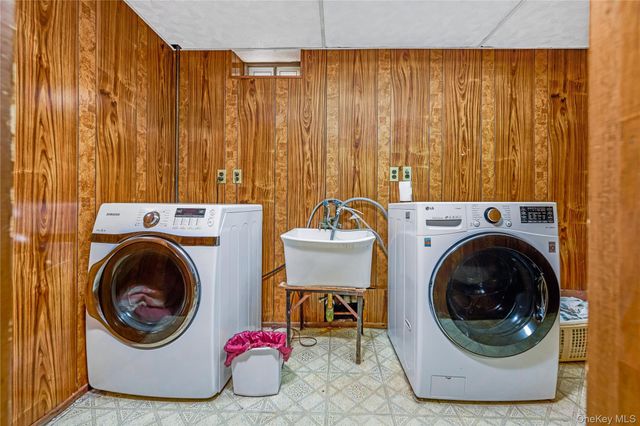 7326 171st Street, Fresh Meadows, NY 11366