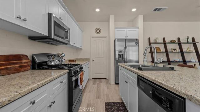 17114 Gray Pine Place, San Bernardino, CA 92407