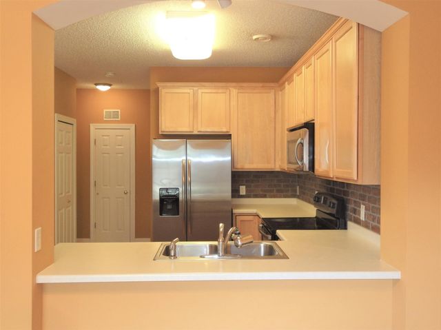 17770 66th Avenue N, Maple Grove, MN 55311