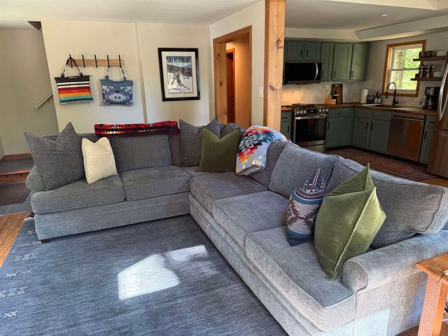 547 Williams Road, Chester, VT 05143