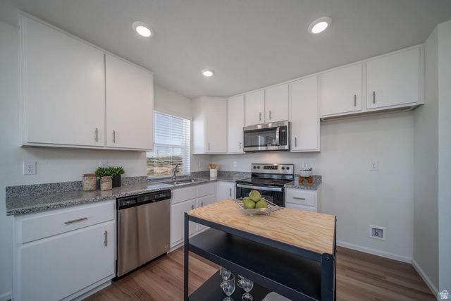 65 N JORDAN RIVER WAY, Saratoga Springs, UT 84045