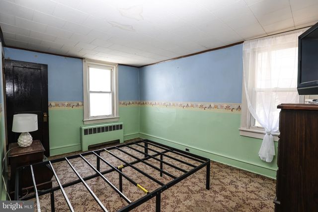 243 PIERCE ST, Pottsville, PA 17901