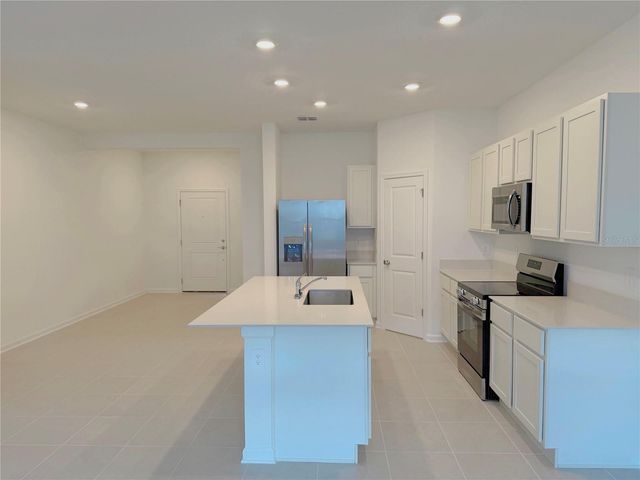 618 POPPY LANE, Dundee, FL 33838