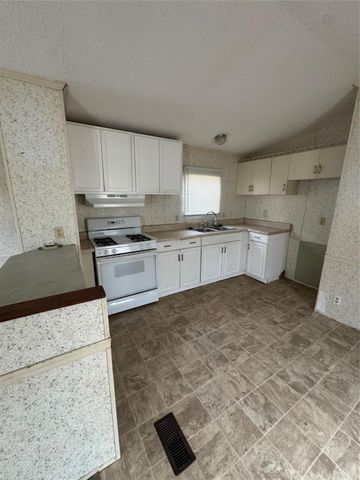 3107 Violet Street, Needville, TX 77461