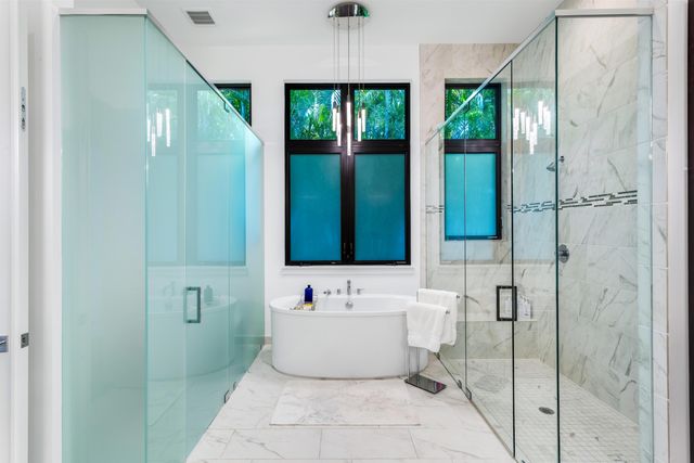 904 NW 2ND Street, Boca Raton, FL 33486