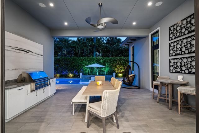 904 NW 2ND Street, Boca Raton, FL 33486