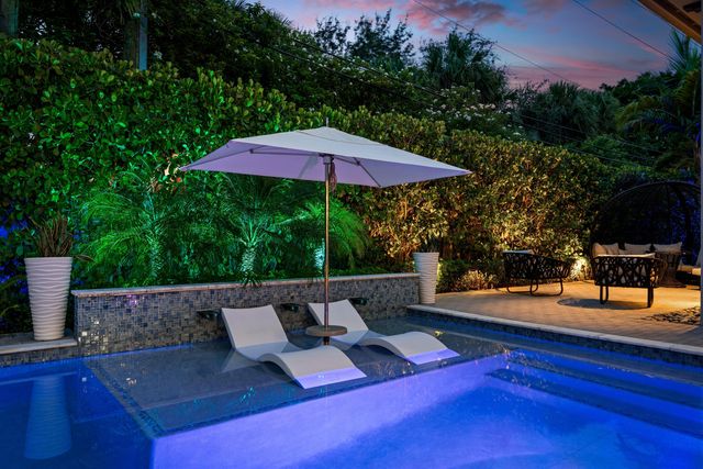 904 NW 2ND Street, Boca Raton, FL 33486
