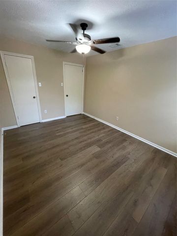4527 Geneva Dr Drive, Houston, TX 77066