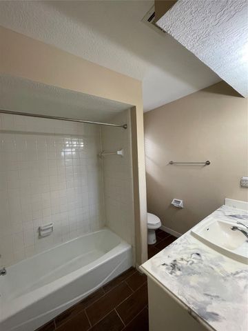 4527 Geneva Dr Drive, Houston, TX 77066
