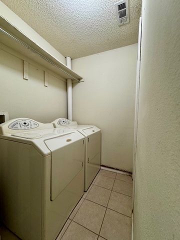 510 N 36th Street, Rogers, AR 72756