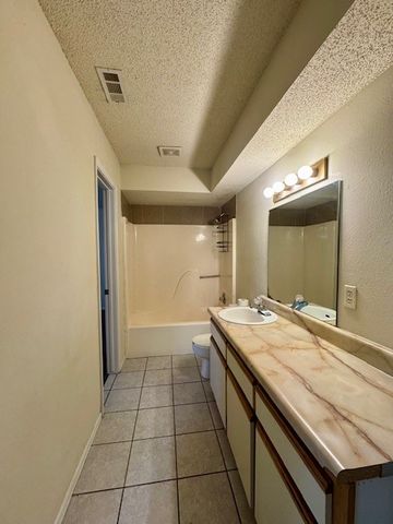 510 N 36th Street, Rogers, AR 72756