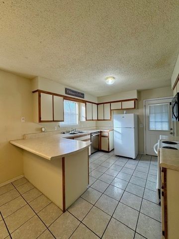 510 N 36th Street, Rogers, AR 72756