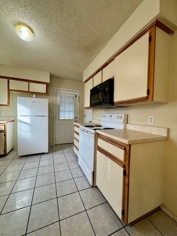 510 N 36th Street, Rogers, AR 72756