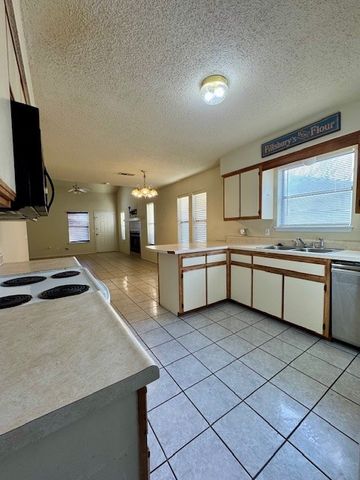 510 N 36th Street, Rogers, AR 72756