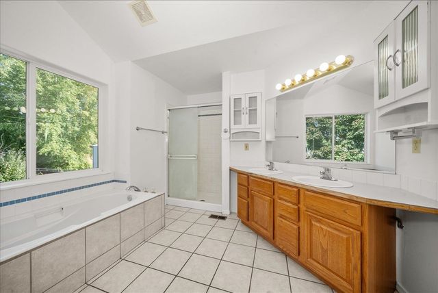1414 W Carolina Way, Spokane, WA 99208