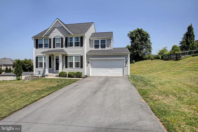 86 EQUESTRIAN DRIVE, Chambersburg, PA 17202