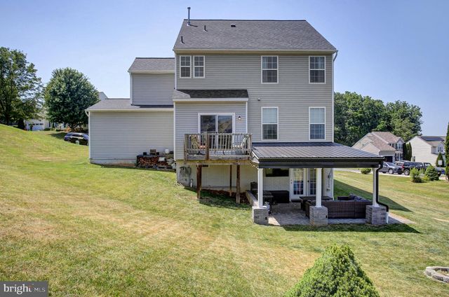 86 EQUESTRIAN DRIVE, Chambersburg, PA 17202