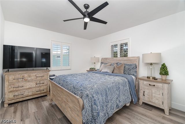 1720 Middle Gulf DR, Sanibel, FL 33957