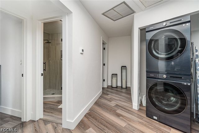 1720 Middle Gulf DR, Sanibel, FL 33957