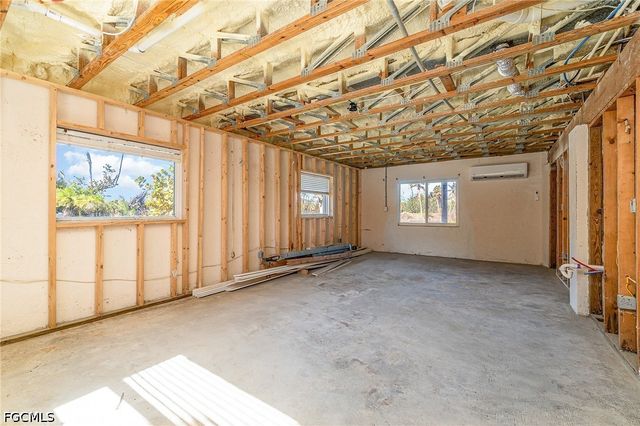 1720 Middle Gulf DR, Sanibel, FL 33957