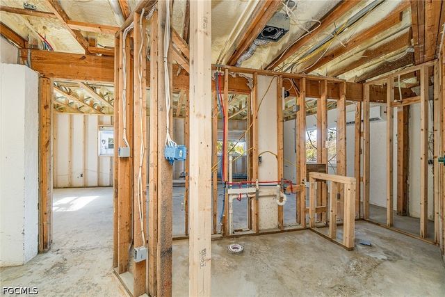 1720 Middle Gulf DR, Sanibel, FL 33957