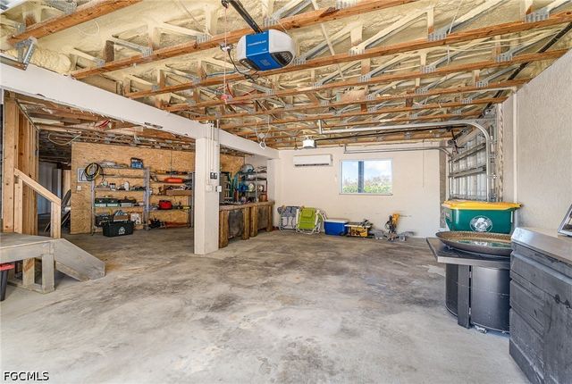1720 Middle Gulf DR, Sanibel, FL 33957