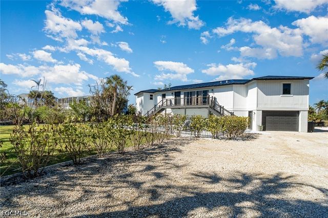 1720 Middle Gulf DR, Sanibel, FL 33957