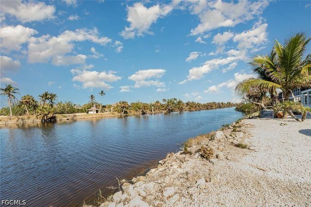 1720 Middle Gulf DR, Sanibel, FL 33957