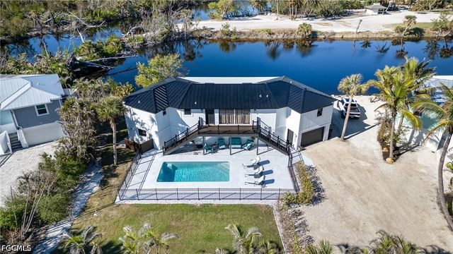 1720 Middle Gulf DR, Sanibel, FL 33957