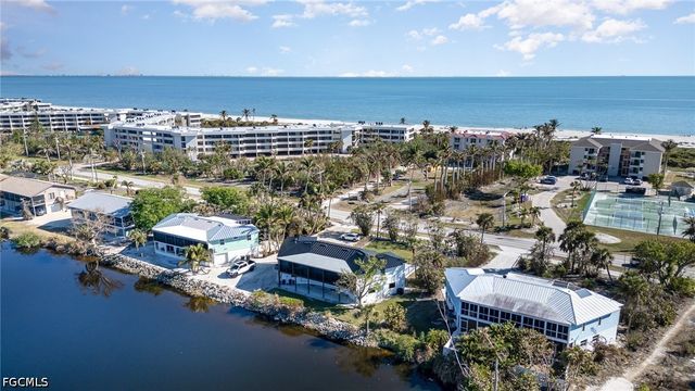 1720 Middle Gulf DR, Sanibel, FL 33957