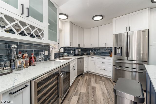 1720 Middle Gulf DR, Sanibel, FL 33957