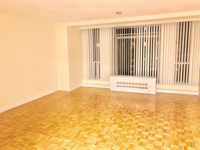 44 Washington St 706, Brookline, MA 02445