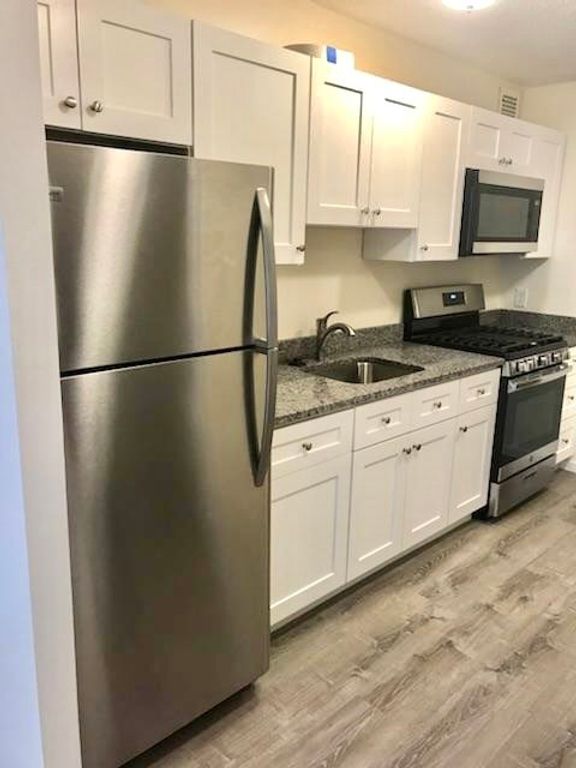 44 Washington St 706, Brookline, MA 02445