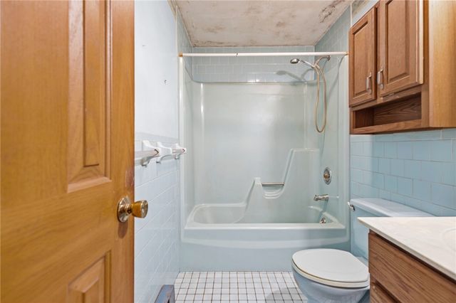 45 Joe Sweet Road, Glocester, RI 02814