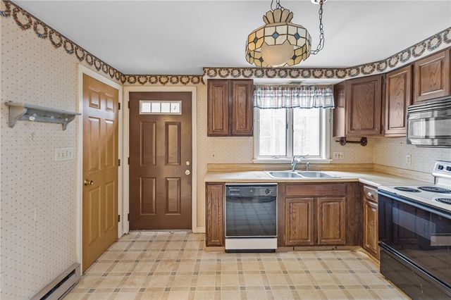 45 Joe Sweet Road, Glocester, RI 02814