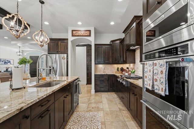 2036 N Bella Strada Way, Eagle, ID 83616