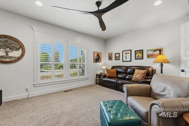 2036 N Bella Strada Way, Eagle, ID 83616