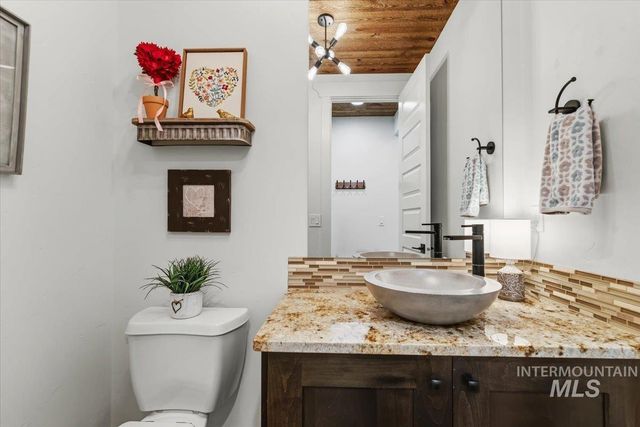 2036 N Bella Strada Way, Eagle, ID 83616