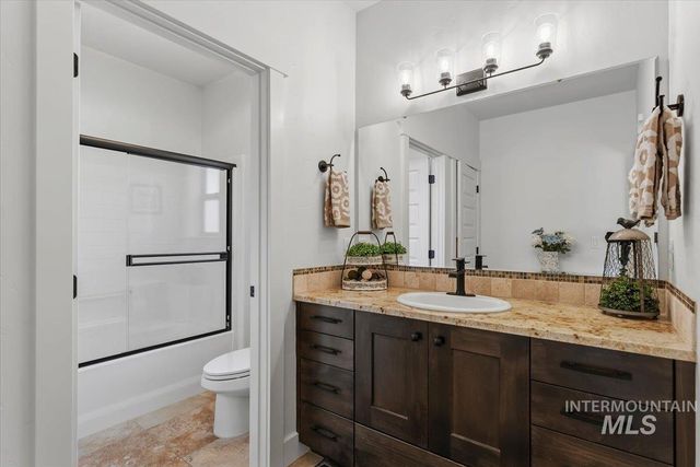 2036 N Bella Strada Way, Eagle, ID 83616