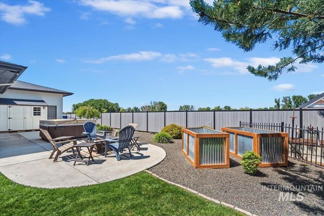 2036 N Bella Strada Way, Eagle, ID 83616