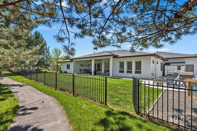 2036 N Bella Strada Way, Eagle, ID 83616