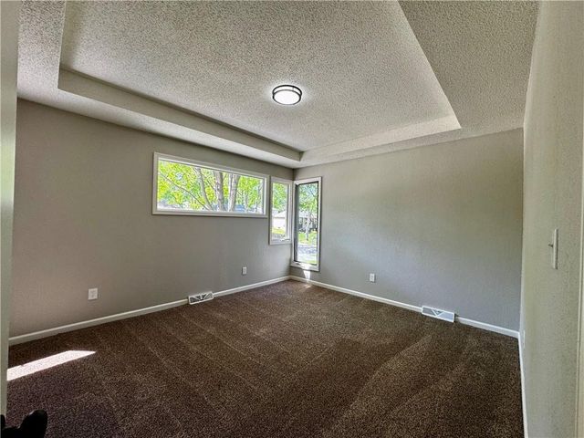 1621 N Belvidere Avenue, Independence, MO 64056