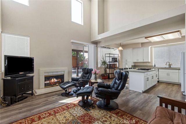 2160 Thyme Drive, Corona, CA 92879