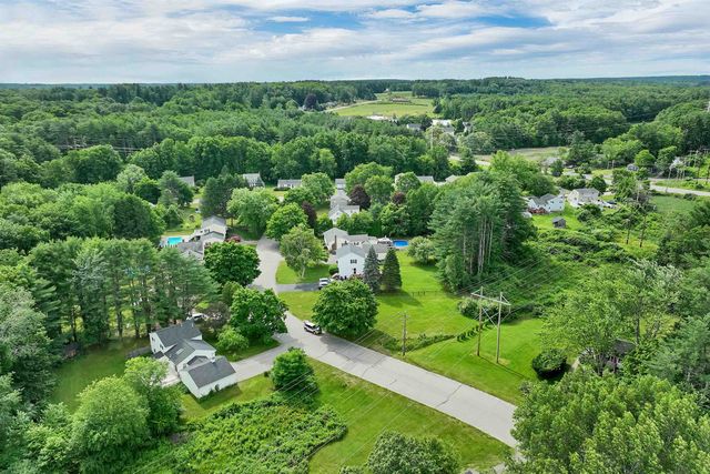 65 Toftree Lane, Dover, NH 03820