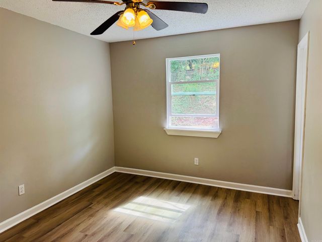 1 W windsor Drive, Little Rock, AR 72209