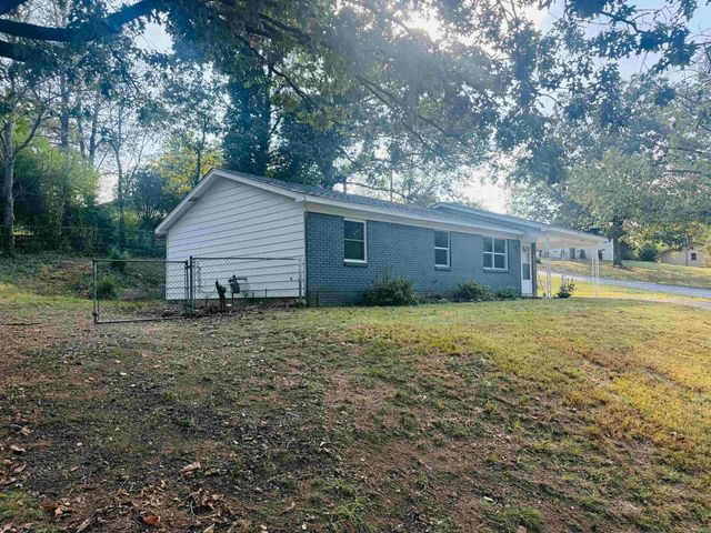 1 W windsor Drive, Little Rock, AR 72209