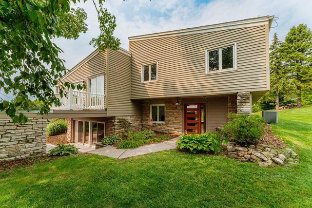 N57W26416 Mountain Meadows DRIVE, Lisbon, WI 53089