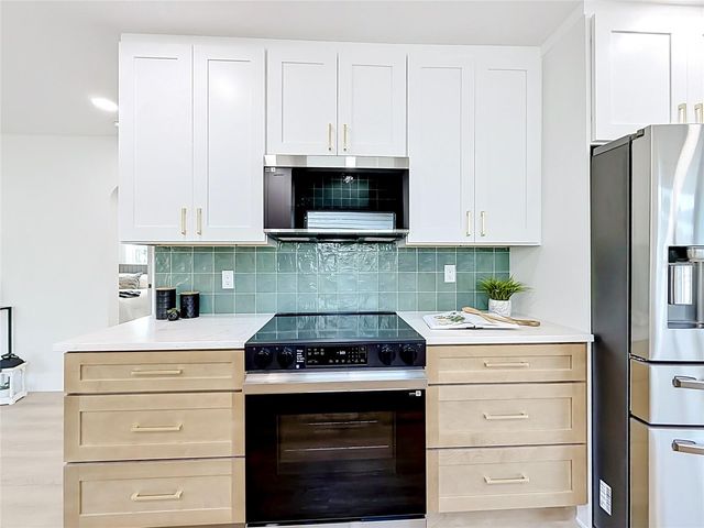 5431 DARTMOUTH AVENUE N, St Petersburg, FL 33710