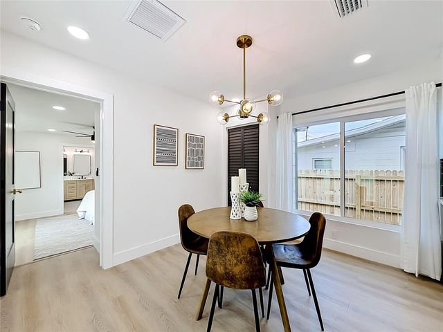 5431 DARTMOUTH AVENUE N, St Petersburg, FL 33710